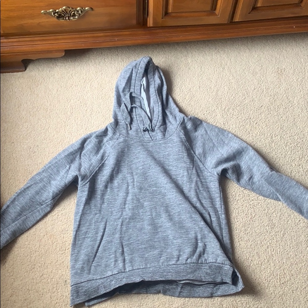 grey hoodie